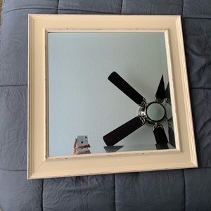 KIRKLAND HANGING/ SITTING MIRROR